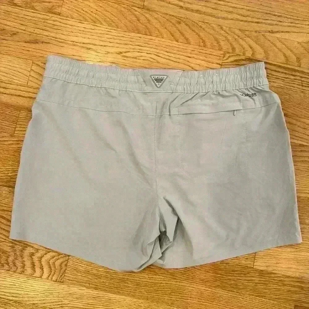 Columbia Women’s Gray Performance Fishing Gear Shorts Size: XL - Picture 9 of 10